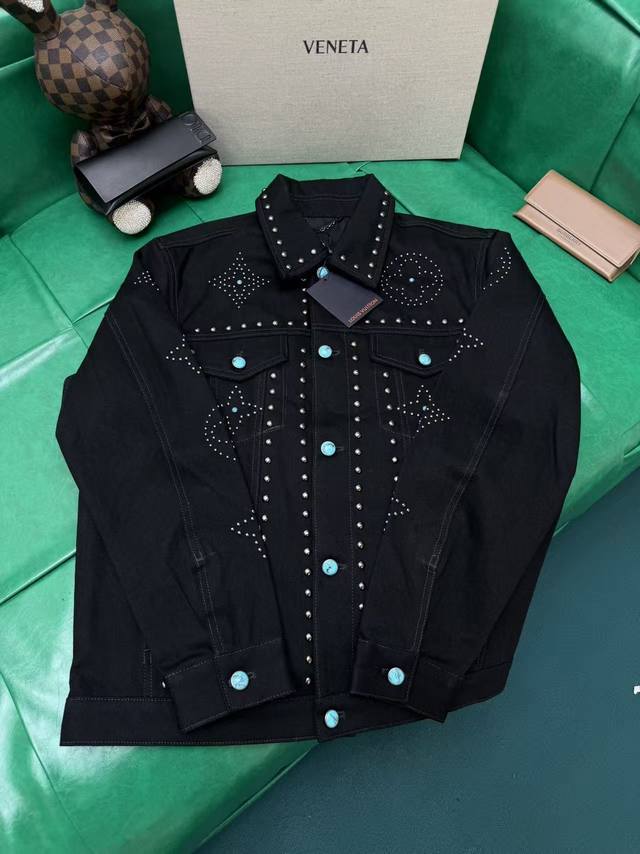 p750 Louis Vuitton Fw24 Logo图案刺绣翻领长袖牛仔外套 男款 黑色码数48-50-52-54