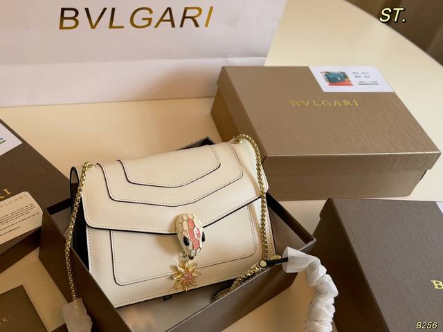 p250 Comes with box. Size: 22