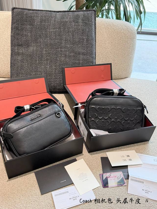 ID3349314Fff, p290). Made of high-quality cowhide leather, this Coach black cros