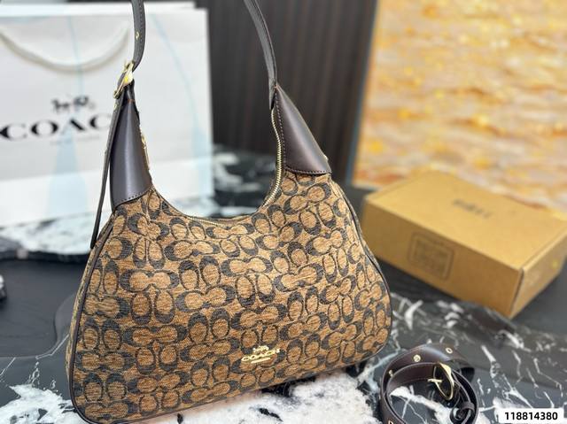 p250 Gift Box Packaging Coach Outlet Shoulder Bag - My absolute favorite large c