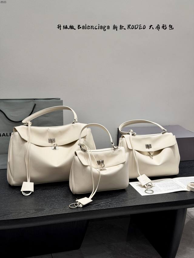 p400 p410 p420 礼盒包装升级版巴黎世家Balenciaga新款Rodeo大廓形包包腋下托特包Tote柔软的大廓形包包 上身慵懒感立刻Get、真的很