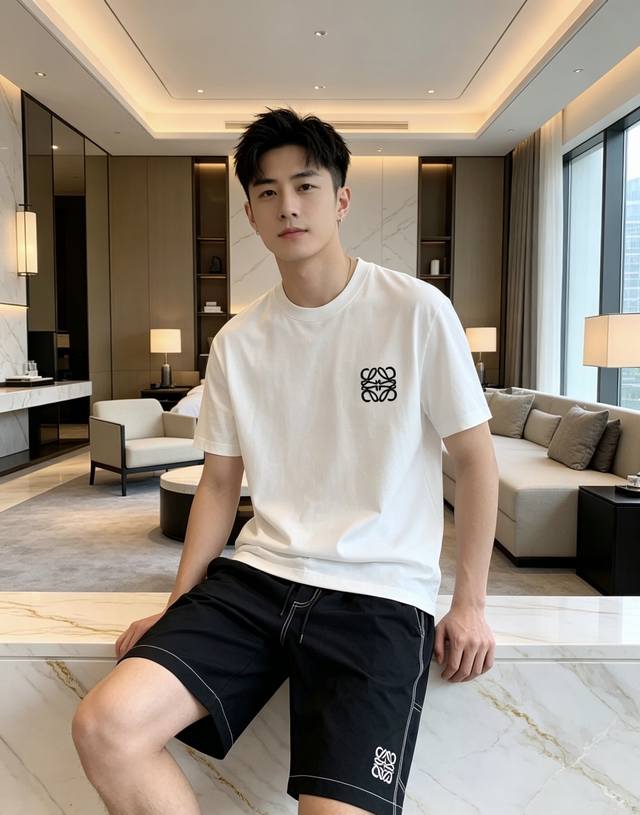 p290 Loewe 2026 Spring/Summer New Arrival: Casual Shorts with High-Stroke Embroi