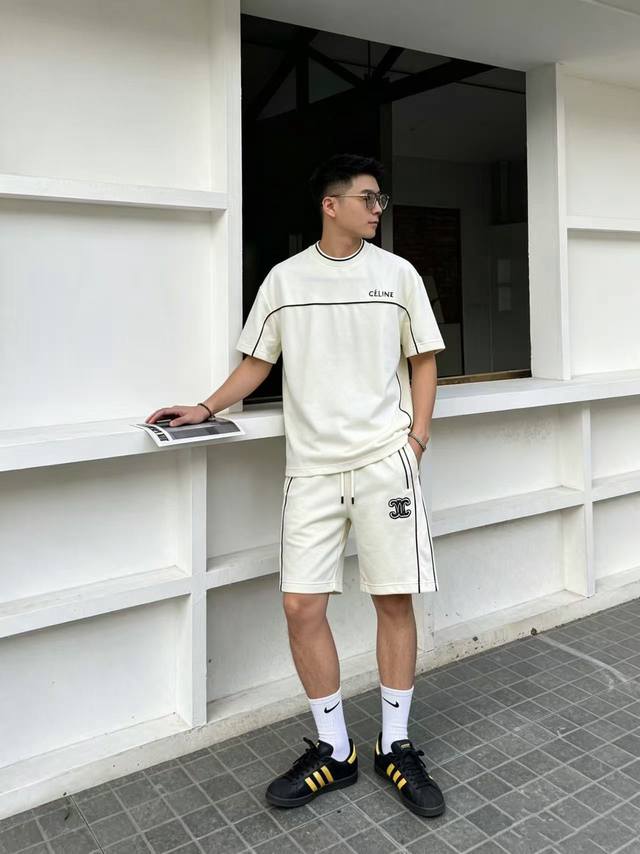 p400 品牌：塞琳 2026夏季最新款，男女同款，经典设计短袖T恤短裤套装，微扩版型，定制空气层面料，手感柔软，穿着舒适，做工精细.上身效果无敌帅气，码数M-