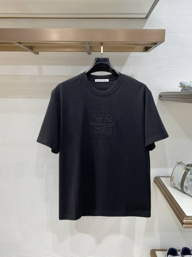 p200 巴黎世家 高版本顶级货品2026春夏新款首发专柜最新款短袖圆领T恤 高端订制 设计前卫时尚！品牌Logo重工艺设计 高端定制260克面料.手感柔软.