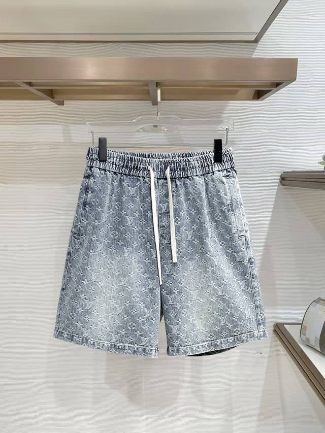 p230 Lv 2026 Summer New Men's Casual Shorts, all tags included. Made with high-e p230 Lv 2026 Summer New Men's Casual Shorts, all tags included. Made with high-e