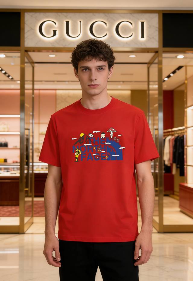 上衣230。裤子220The North Facexgucci联名丝光棉T恤Thenorthface和Gucci联名T恤，190G丝光棉面料.柔软舒适.爽滑透气