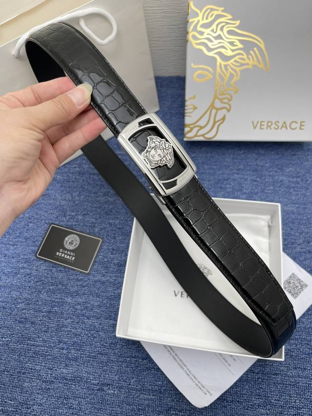 p220 Brand: Warsach Automatic Belt. Description: Crafted from premium Signature p220 Brand: Warsach Automatic Belt. Description: Crafted from premium Signature
