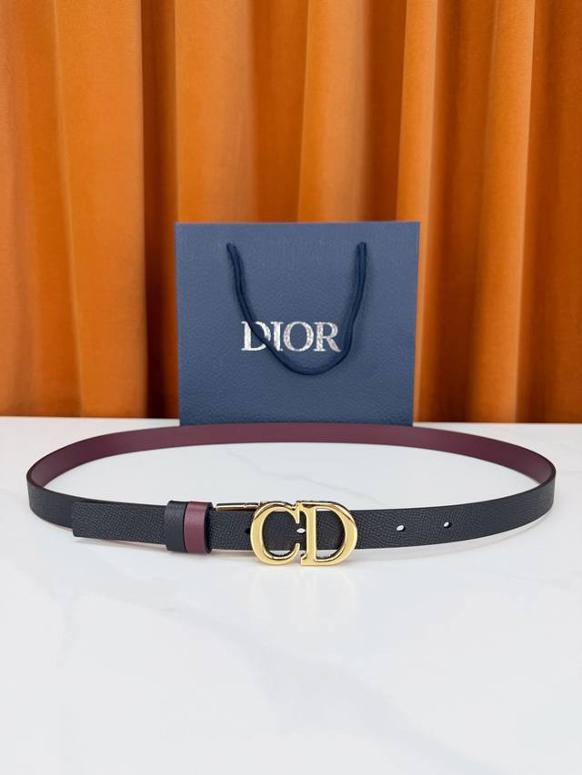 p200 Dior 2.0cm wide leather belt, featuring a classic and instantly recognizabl