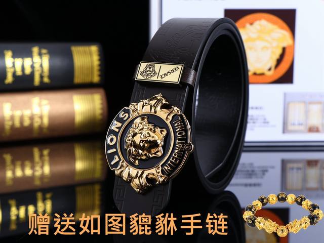Belt: Versace P200 Original Belt: 100% top-grain cowhide, double-sided lychee gr Belt: Versace P200 Original Belt: 100% top-grain cowhide, double-sided lychee gr