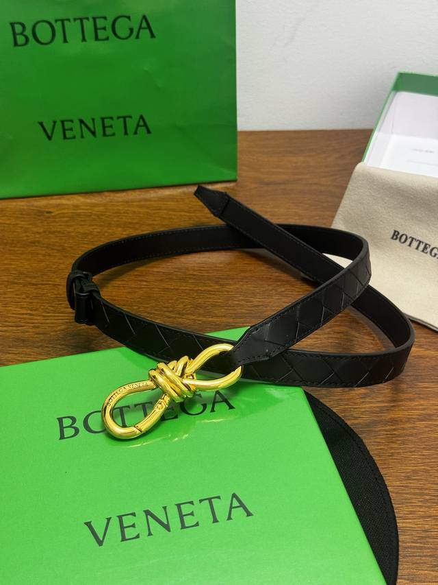 p230 Bottega Veneta 2.0Cm Color: Black Andiamo Belt Calfskin Leather Hand-woven