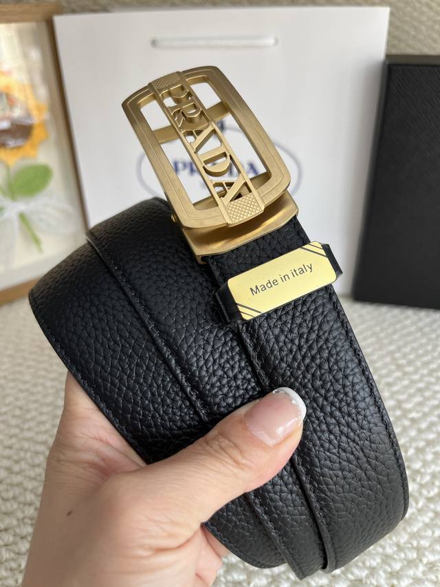 Product Name: Prada Original Single Belt, Automatic Belt P210 Material: 100% Top
