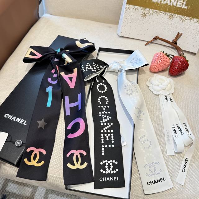 Same style as in boutiques! Chanel hair tie with ribbon! Can be used as a small