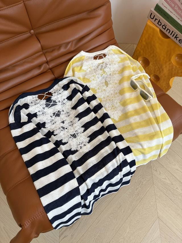 Stripe lovers can't miss this niche design! The back features a cutout lace deta