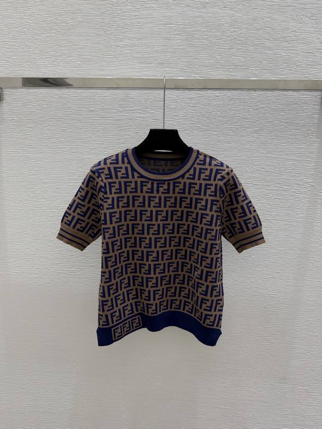 p180原单狠货女装 配包装F家 春夏新款 撞色老花字母圆领针织短袖颜色：咖啡尺码：36.38.40