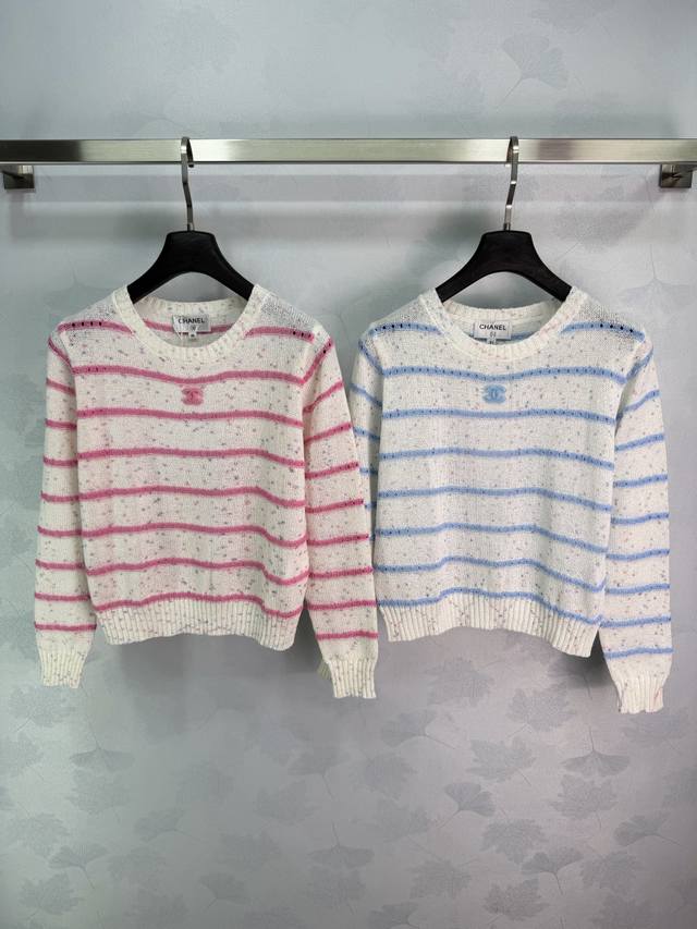 p210 Ch*26 Spring/Summer New Striped Knit Sweater. Classic round neck design, so