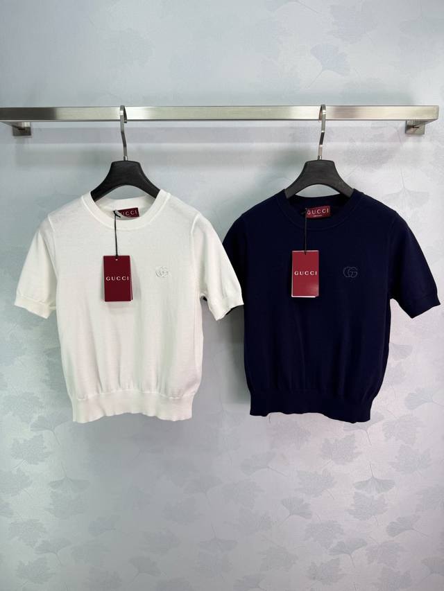 p170 Gu*26 Spring/Summer New Knitted Short-Sleeve Top. Made with high-quality kn