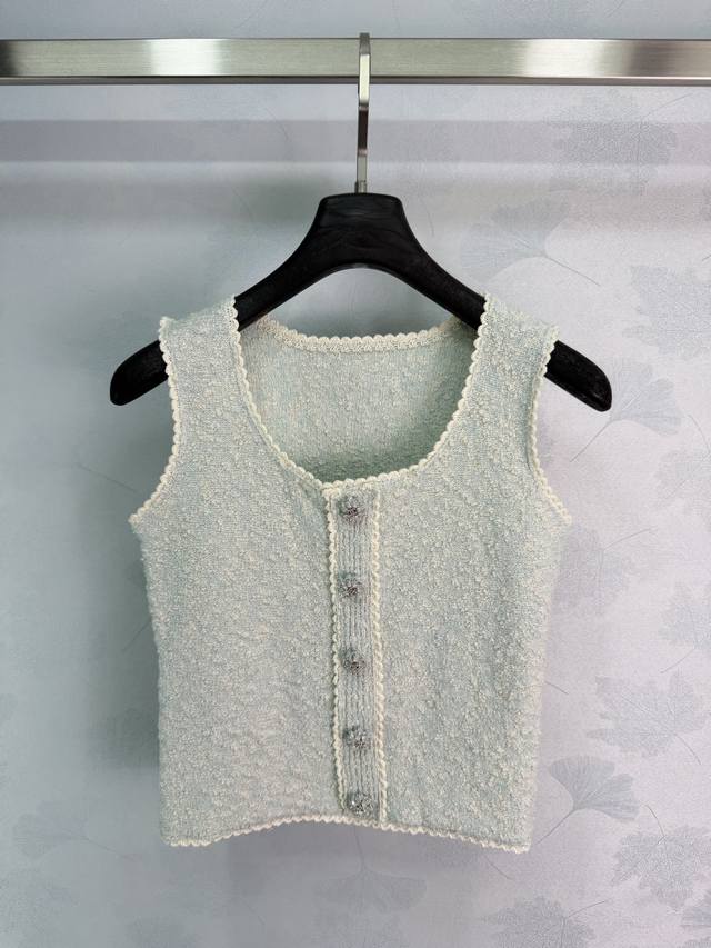 p330 Ch*26 Spring/Summer New Vest, made of a cotton-blend fabric, soft and textu