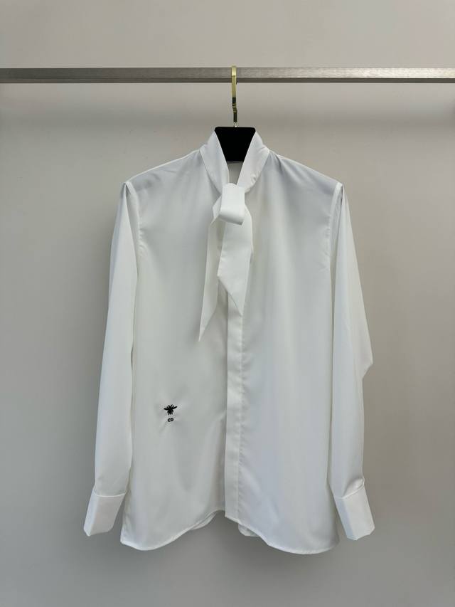 Huge discount! Only 100 off! No returns or exchanges after ordering. Sizes M and