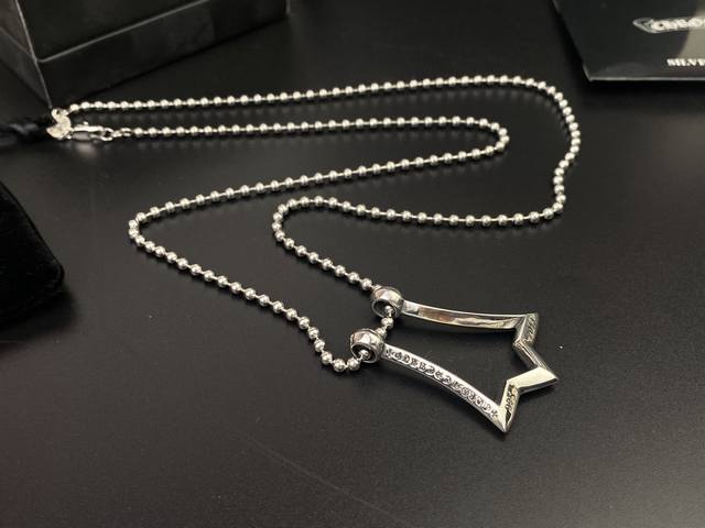 p50Chrome He Rts 克罗心三角叉项链 ～世界顶级潮牌～精致特色吊坠设计 可穿入戒指一起搭配潮爆了工艺细腻潮人最爱 欧美热卖
