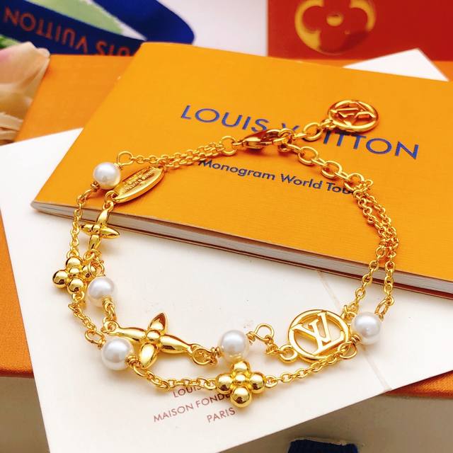 p80编号Lsl0390 Lv*最新款双层手链 一致Zp黄铜材质