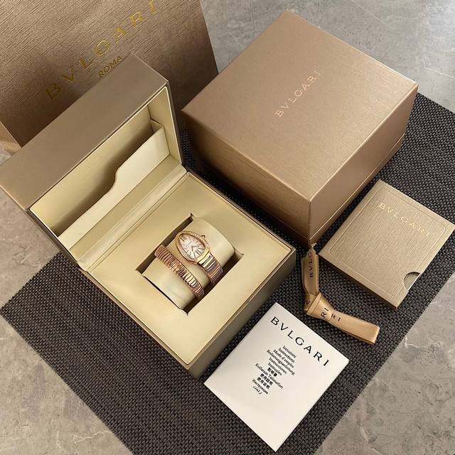 1760,Bvlgari宝格丽Serpenti Spiga 期待已久 历时2年时间打造的完美专柜版本 腕表将灵蛇的曼妙造型与Tubogas金属软管的现代气息融为 1760,Bvlgari宝格丽Serpenti Spiga 期待已久 历时2年时间打造的完美专柜版本 腕表将灵蛇的曼妙造型与Tubogas金属软管的现代气息融为