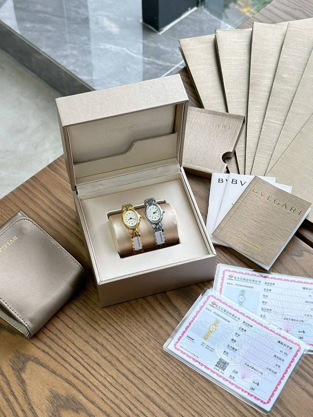 3380终于有款不会撞款的手表啦,超级稀有的宝格丽Bvlgari中古小金表Ovale系列,高端气质款,全网独家,数量有限,仅次1批,后期就有可能被人复刻了,原厂 3380终于有款不会撞款的手表啦,超级稀有的宝格丽Bvlgari中古小金表Ovale系列,高端气质款,全网独家,数量有限,仅次1批,后期就有可能被人复刻了,原厂