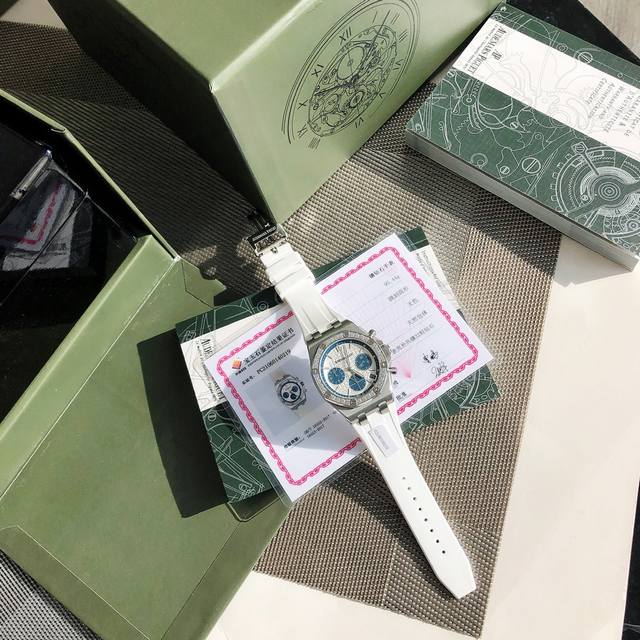 批 4550 最新皇家橡树离岸系列计时石英腕表，当下最热门的爱彼女式腕表之一！A.p-爱彼皇家橡树离岸型系列，表盘饰以Lady Tapisserie格纹装饰，呈