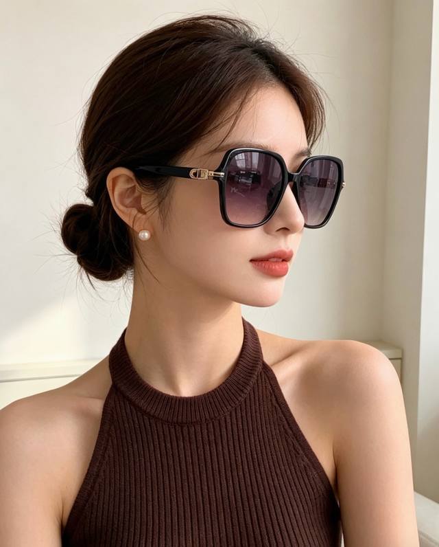 p80 Hermes 爱马仕 开春新款原版出货 网红超爆款经典奢华全球风 [亲亲] 时尚方框太阳镜 气质非凡 经典连体大框款式太阳眼镜[篮球] 顶级品质 奢华L