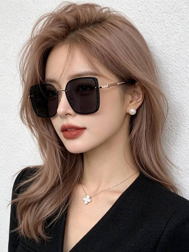 p80 Fendi Spring New Trendy Hot Selling Fashion Square Frame Polarized Sunglasse