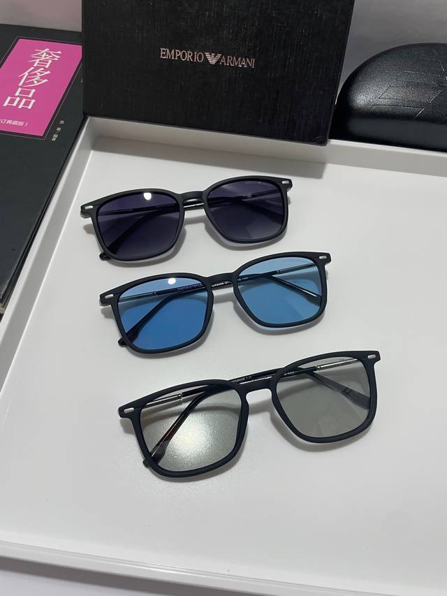 110. Armani: Original quality men's and women's polarized sunglasses. Material: 110. Armani: Original quality men's and women's polarized sunglasses. Material:
