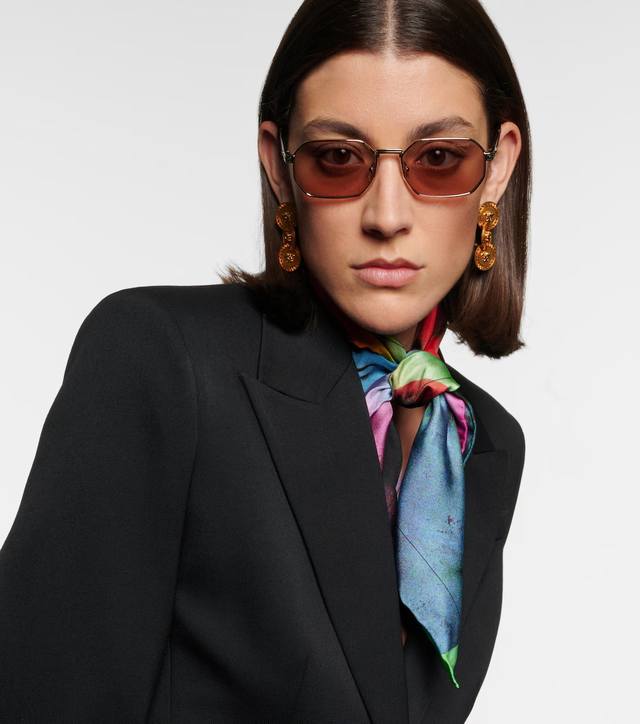 Versac*Model: Ve2297Size: 54 ports 16-145p180