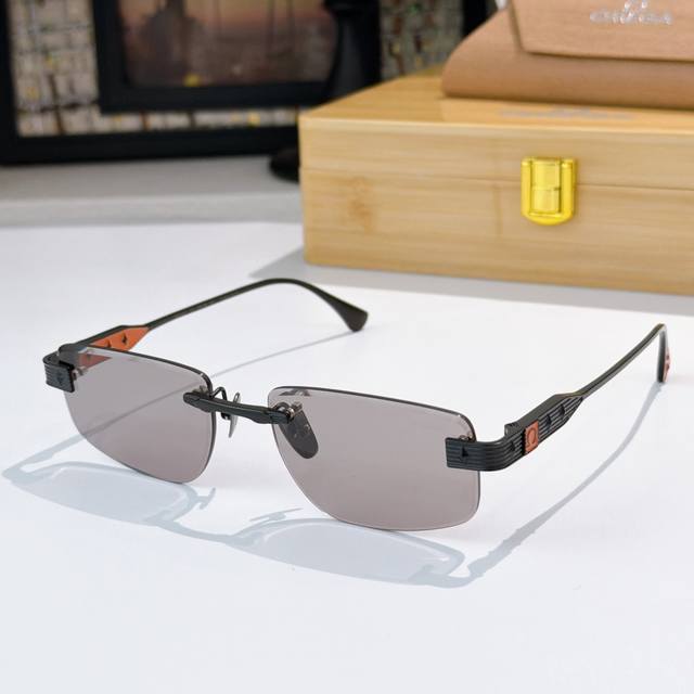 p290 Omega 欧米茄 Model：Ss1345 Size：57口18-145 18K-Titanium