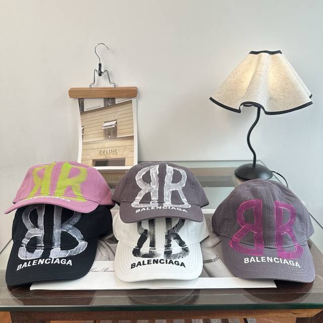 60 新品Balenciaga 巴黎世家字母新款棒球帽 现货秒发简约时尚超级无敌好看的帽子！情侣款！