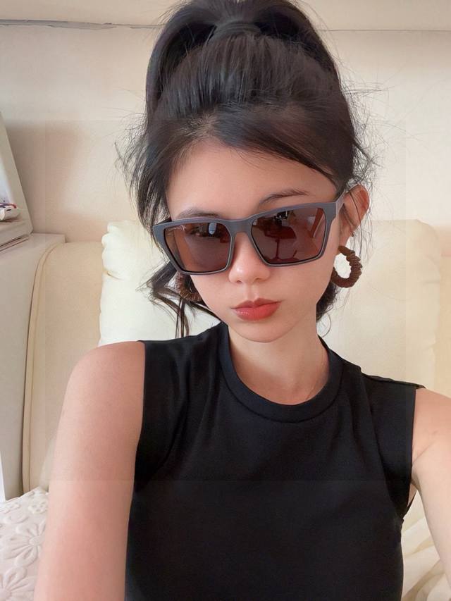 p90 Armani's new ultra-versatile metal nylon sunglasses, featuring an oversized p90 Armani's new ultra-versatile metal nylon sunglasses, featuring an oversized