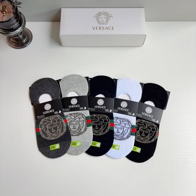 Includes packaging p50. One box contains five pairs of Versace men's short boat