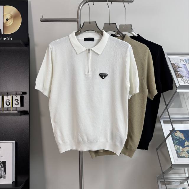 100 Prada Half-Zip Collar Polo Shirt Made of selected chunky knit fabric, with a