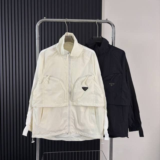 180 Prada patchwork large pocket stand collar jacket for couples. Hiking and out