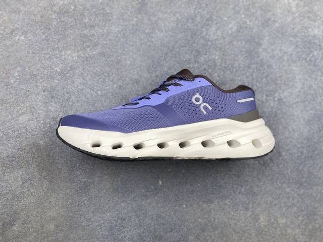 特价170 公司级On Cloudrunner 3 Wide 昂跑 户外街头机能风新兴品牌轻便中帮跑步鞋 首发实拍鞋款以网球为灵感的运动休闲鞋 大胆的复古外