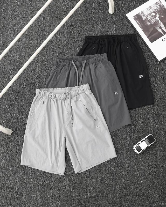 120 可隆Kolon Sport 软壳裤接触凉感防晒Upf50+ 轻量化5分运动徒步5分短裤 颜色：黑色 深灰色 浅灰色 尺码：M-3Xl 臀围 大腿