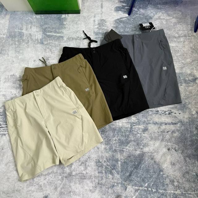 New Arrival: 100 Kolon Sport unisex couple's outdoor sports functional five-poin