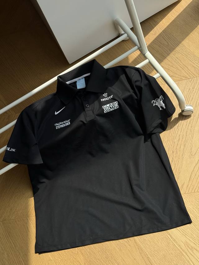 全码出货 供160 Nike X Nocta联名款Ss26 印花 宽松舒适 短袖polo衫 S~Xl 原版珠地棉面料，手感无敌，Oversize版型，妹子上