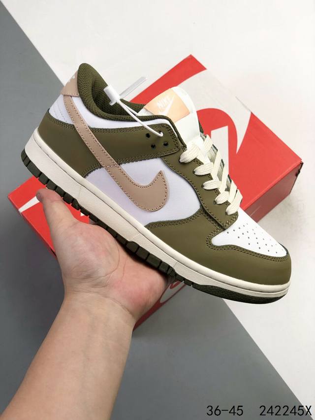 170 真标带半码！ 耐克Nike Sb Dunk Low 复古低帮休闲运动滑板板鞋。采用脚感柔软舒适Zoomair气垫，有效吸收滑板等极限运动在落地时带来