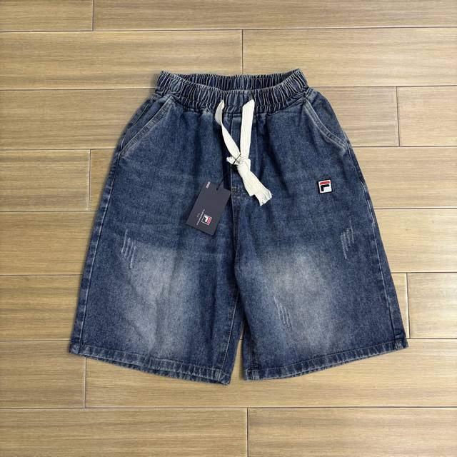 p140 Fila Summer Men's Denim Shorts! Simple and stylish, versatile and easy to m