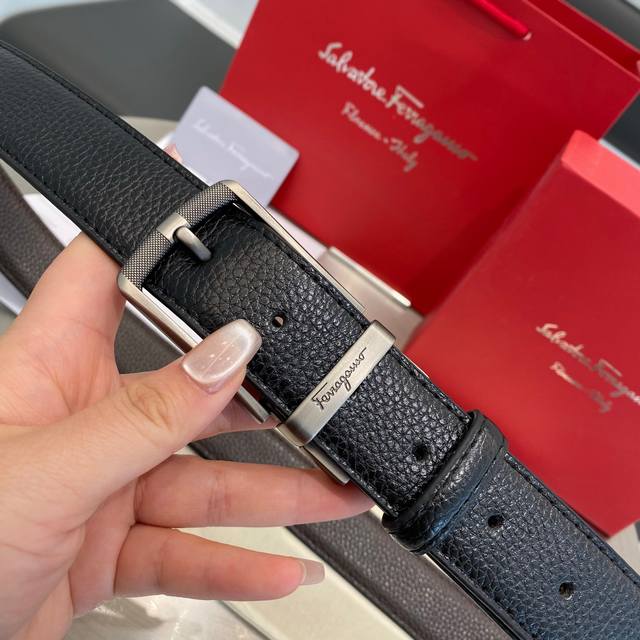 p100 A new Ferragamo belt set is here! Black pebbled leather belt, comes in a re