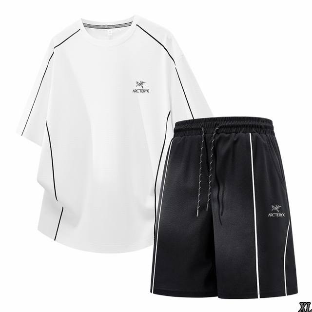p150 Arc’Teryx始祖鸟 独家实拍上新夏季高品质结构线条拼接套装短袖短裤宽松直筒运动休闲五分裤两件套装，本季主打，货源充足，放心主推，高端品质，经典设