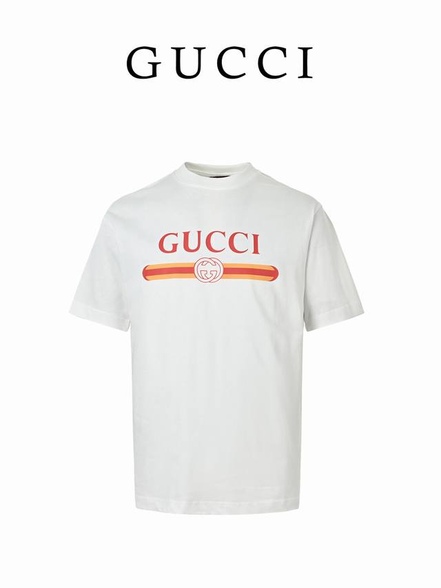 本地自取: 160 Gucci 古驰 经典腰带印花短袖 采用260克双纱精棉，衣服偏厚使整体高透气和柔软性，高版本，三标齐全！男女同款克重260克 采用3