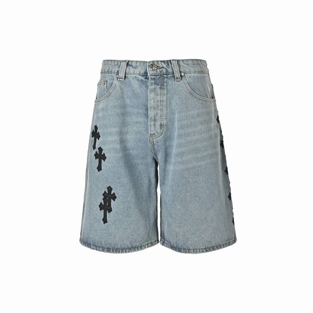本地自取：230 Chrome Hearts 克罗心 皮标十字架牛仔短裤 精选水洗牛仔面料，复古做旧洗水质感，硬挺有型不软塌，自带复古松弛氛围，经典克罗心黄