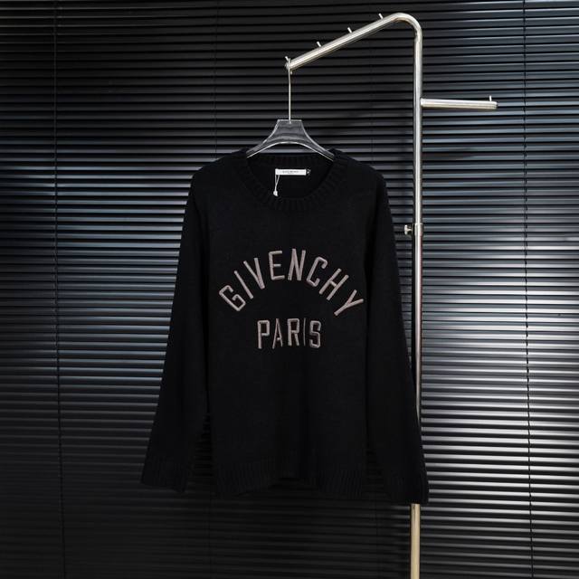 220 Style: Givenchy Gvc High-Density Embroidered Knit Sweater Size: S-XL Fabric: