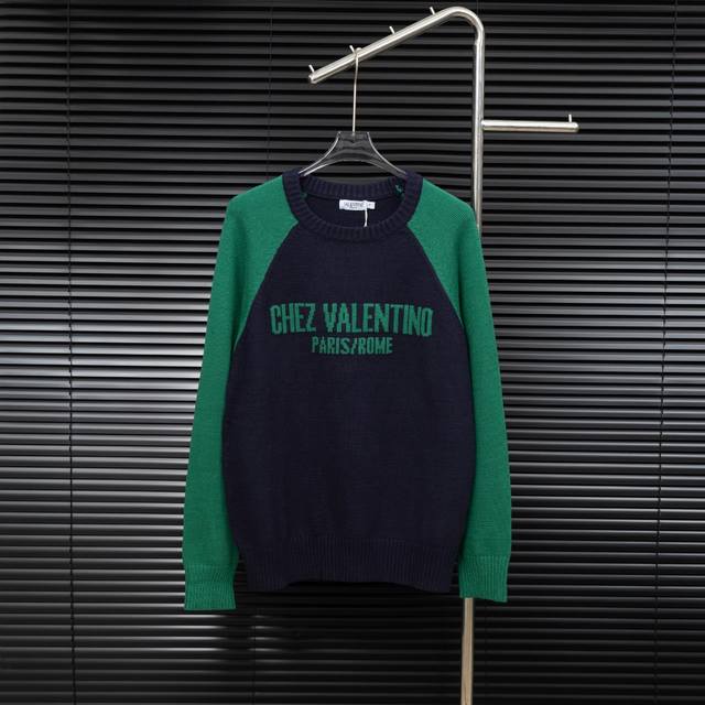 190 款式：Vt华伦天奴双色拼接针织长袖毛衣 尺码：S-Xxl 面料：羊毛混纺 辅料：全套定制原版辅料 无性别区分 男女同款