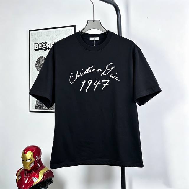 p90 Style No.: Mk93 Mkdior Signature Print Short-Sleeve T-Shirt Made of cotton p
